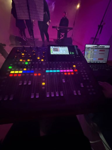 White Room Sessions setup